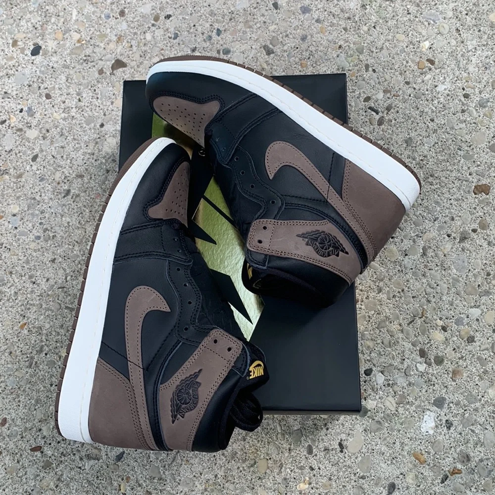 New Jordan 1 Retro High OG “Palomino “ Size 9 men 10.5 Women - Picture 13 of 17